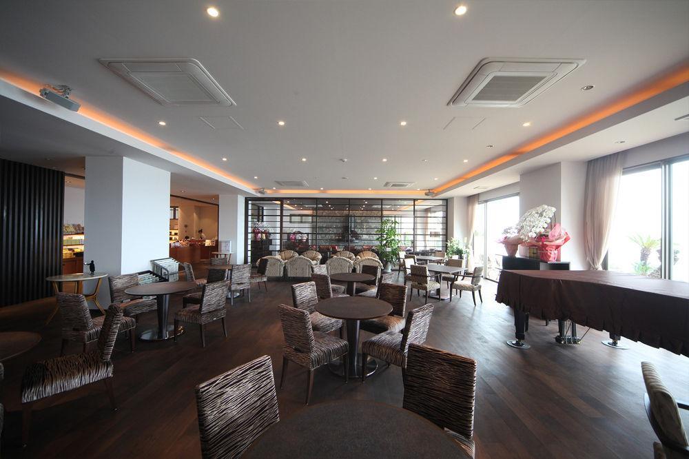 בפו Amane Resort Seikai מראה חיצוני תמונה The lounge at Fukuoka Airport