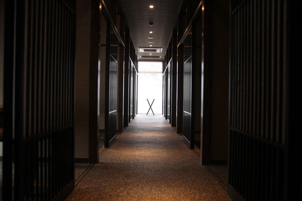 בפו Amane Resort Seikai מראה חיצוני תמונה A corridor in a hotel