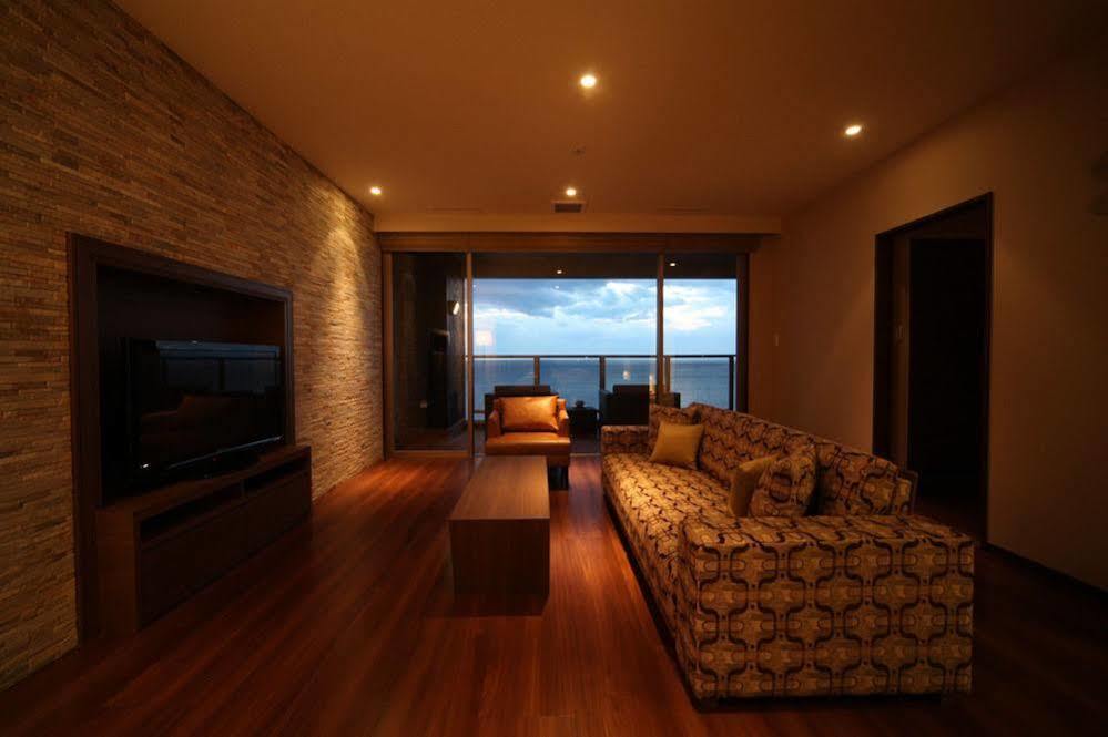 בפו Amane Resort Seikai מראה חיצוני תמונה A living room in a Japanese apartment